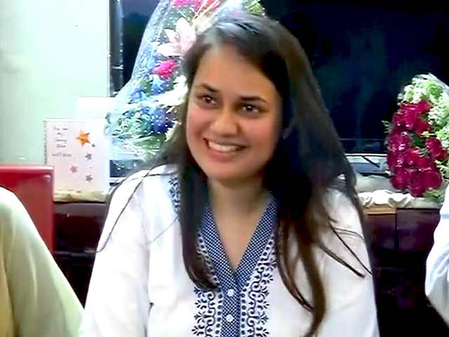 Tina dabi upsc 2016 topper