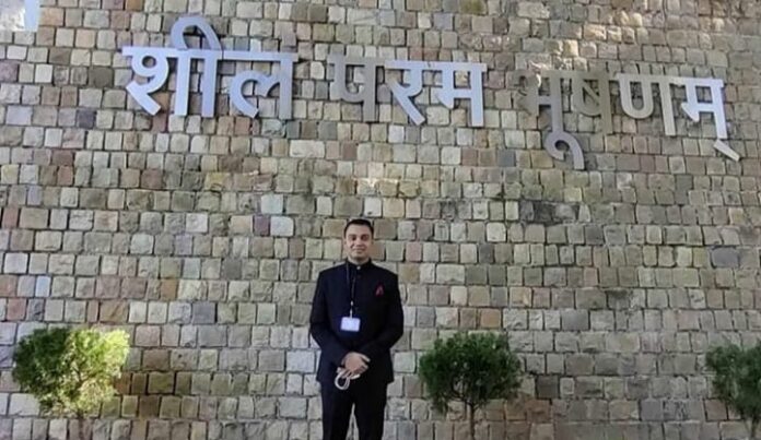 pradeep singh ias